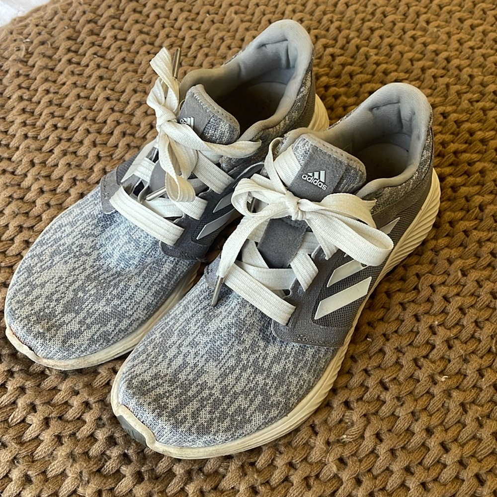 Women’s Adidas edge lux tennis shoes